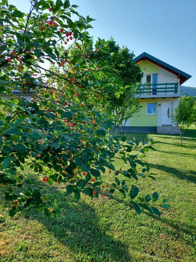 La Reina Una Bihać Esterno foto