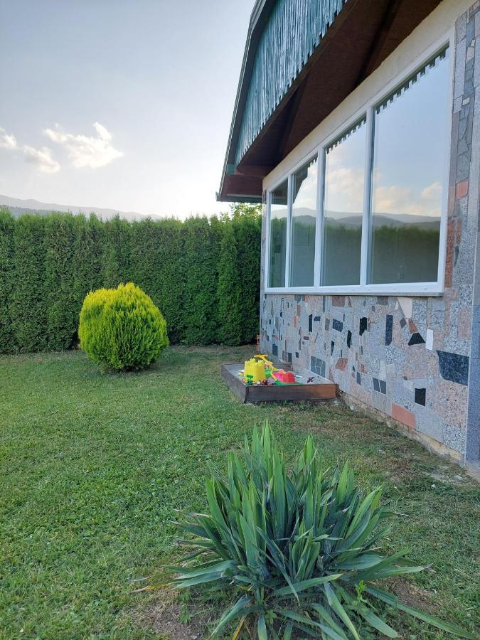 La Reina Una Bihać Esterno foto
