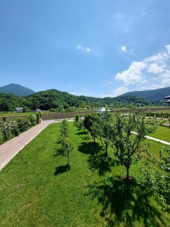 La Reina Una Bihać Esterno foto